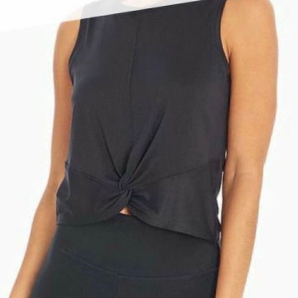 Zobha Aurora twist front cropped tank size medium